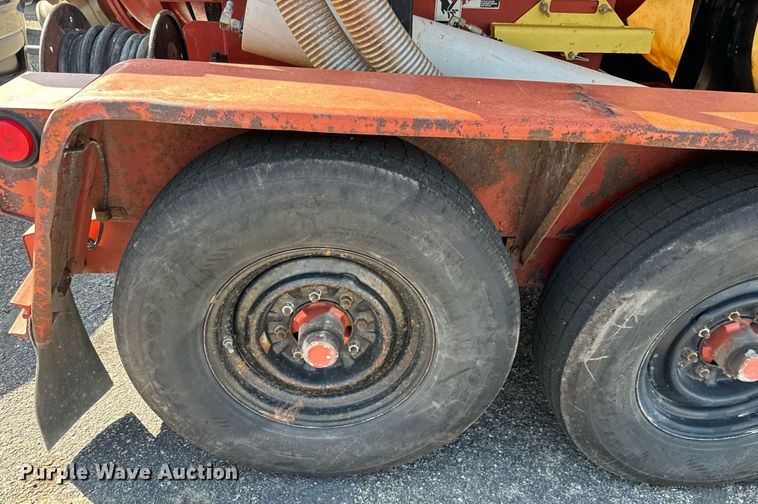 image for item DH1284 2013 Ditch Witch FX30 vacuum excavator