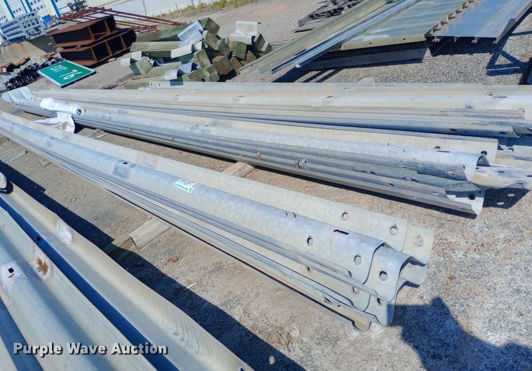 image for item DH1300 Approximately 30 guardrail sections
