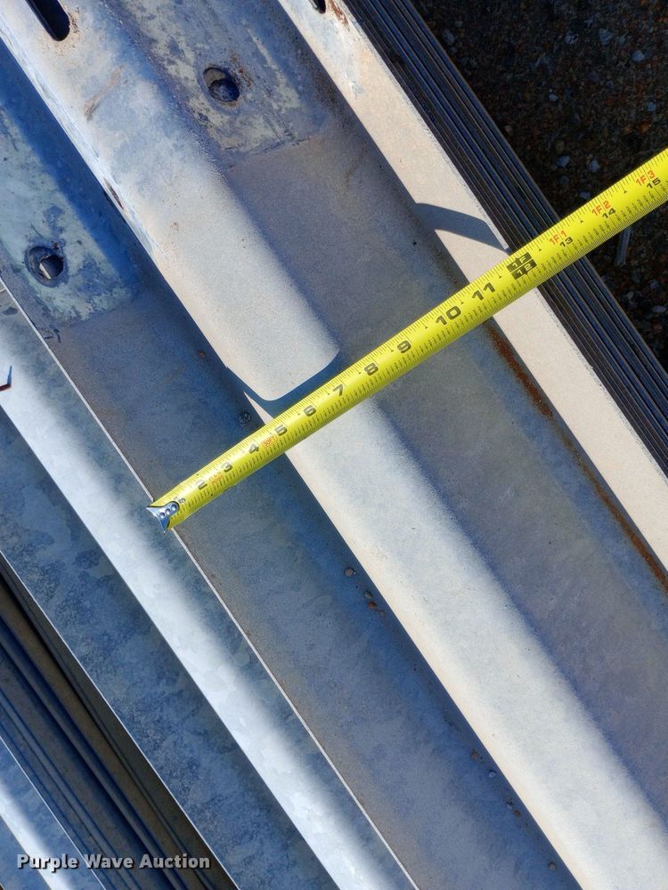image for item DH1300 Approximately 30 guardrail sections