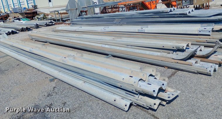 image for item DH1301 Approximately 32 guardrail sections