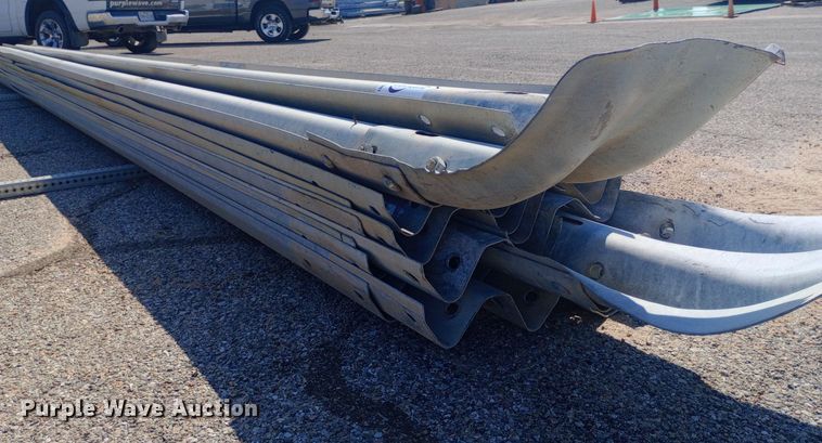 image for item DH1301 Approximately 32 guardrail sections