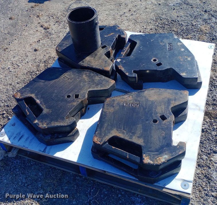 image for item DH1307 2018 Massey Ferguson 5710 MFWD tractor