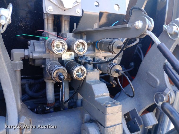 image for item DH1309 2018 Massey Ferguson  5710 MFWD tractor