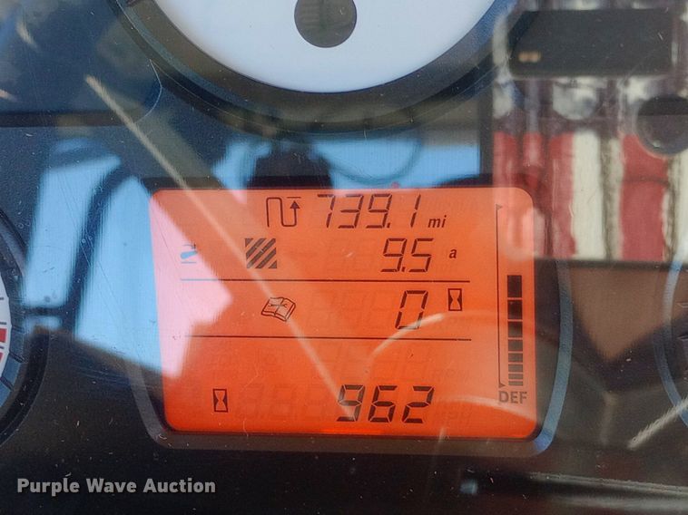 image for item DH1309 2018 Massey Ferguson  5710 MFWD tractor