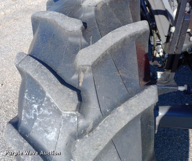 image for item DH1309 2018 Massey Ferguson  5710 MFWD tractor