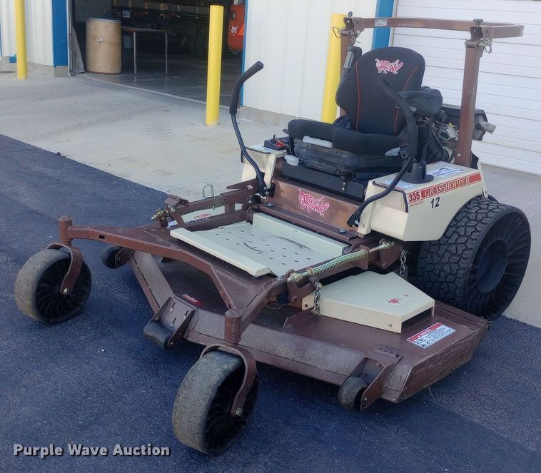 image for item DH1316 2020 Grasshopper 335B ZTR lawn mower