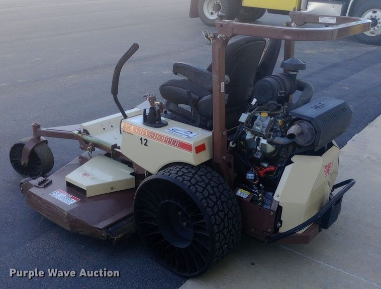 image for item DH1316 2020 Grasshopper 335B ZTR lawn mower