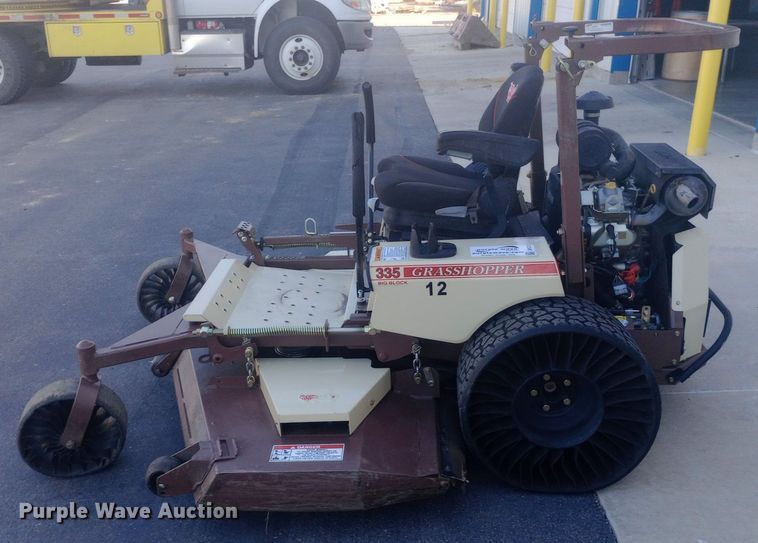 image for item DH1316 2020 Grasshopper 335B ZTR lawn mower