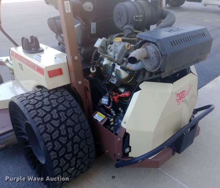 image for item DH1316 2020 Grasshopper 335B ZTR lawn mower