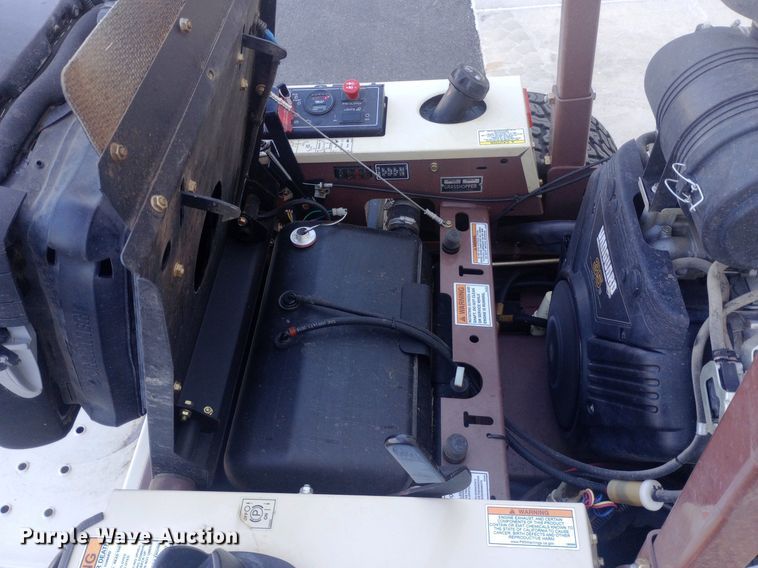 image for item DH1316 2020 Grasshopper 335B ZTR lawn mower