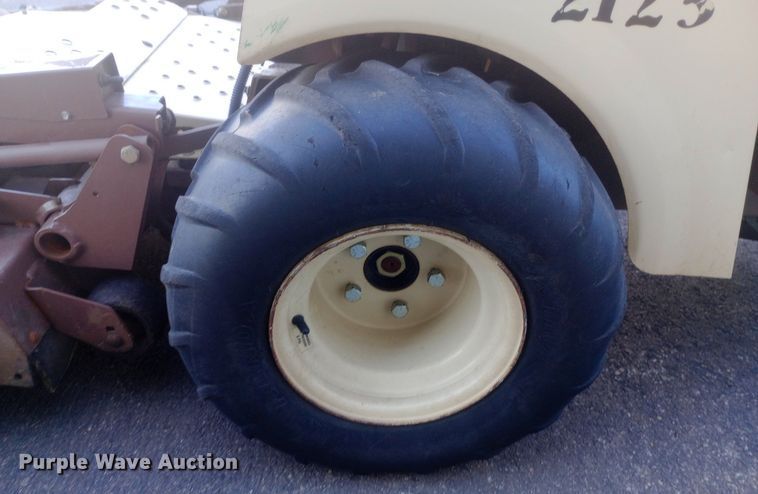 image for item DH1317 2012 Grasshopper  729BT6 ZTR lawn mower