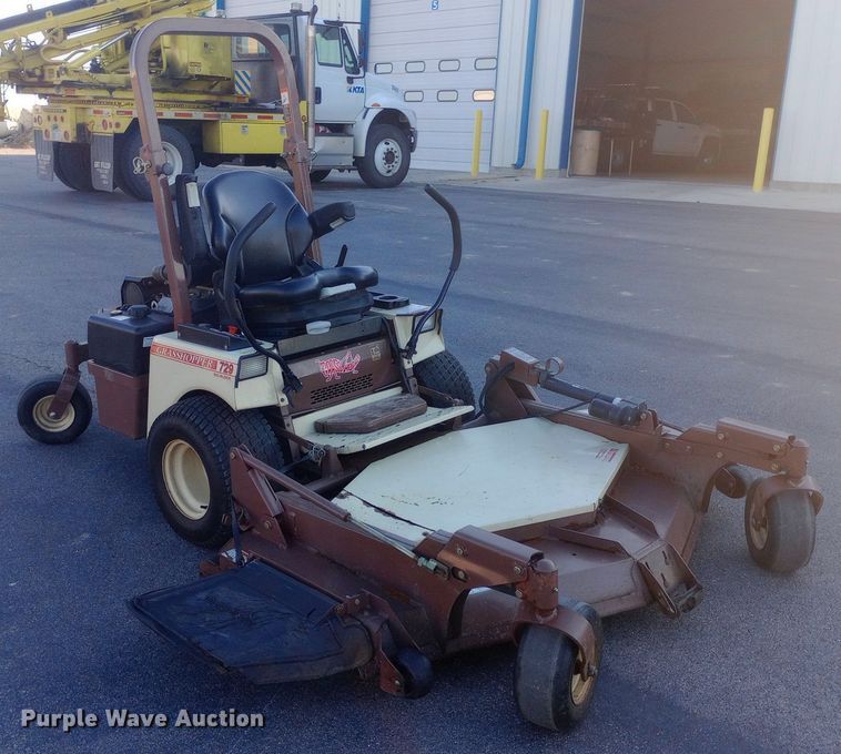 image for item DH1318 2012 Grasshopper 729BT6 ZTR lawn mower