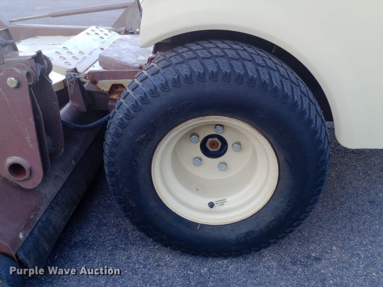 image for item DH1318 2012 Grasshopper 729BT6 ZTR lawn mower