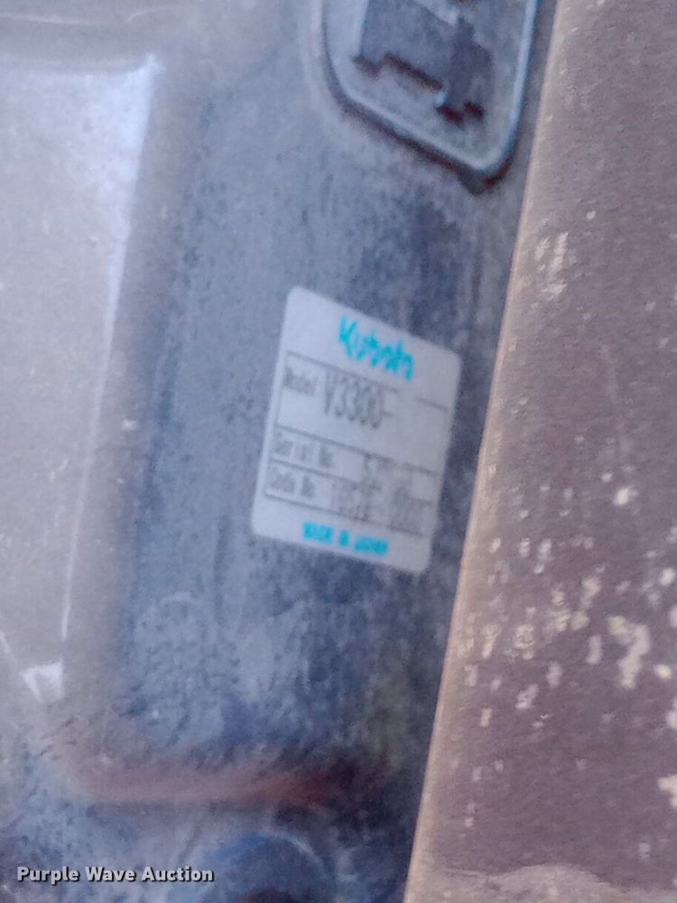 image for item DH1328 2005 Bobcat S250 skid steer loader