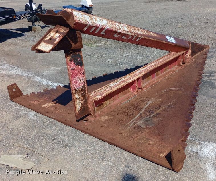 image for item DH1329 Shop built loader root blade