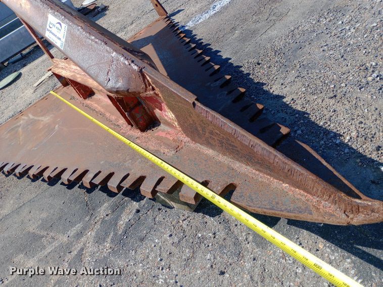 image for item DH1329 Shop built loader root blade