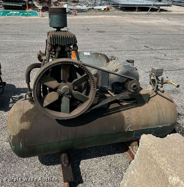 image for item DH1333 American Brake Shoe Co. 331 air compressor