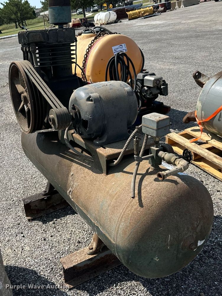 image for item DH1333 American Brake Shoe Co. 331 air compressor