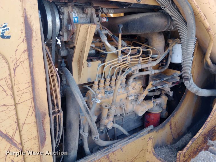 image for item DH1337 2004 Caterpillar  939C track loader