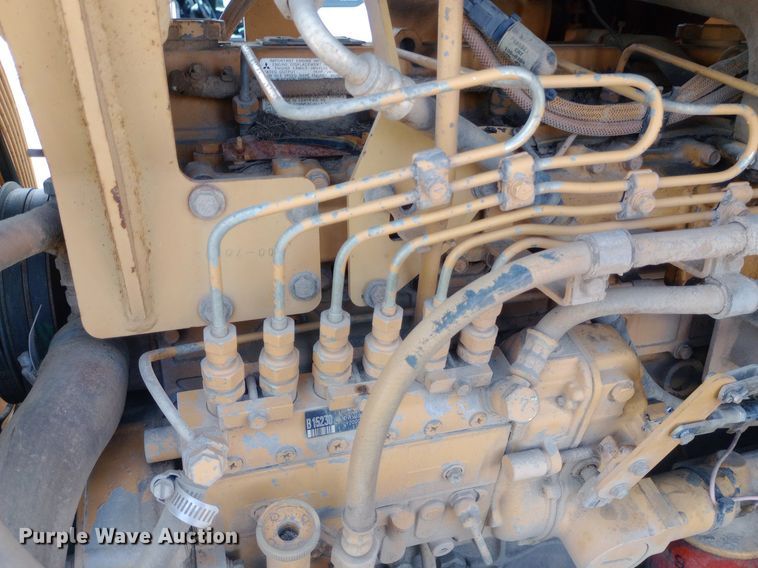 image for item DH1337 2004 Caterpillar  939C track loader