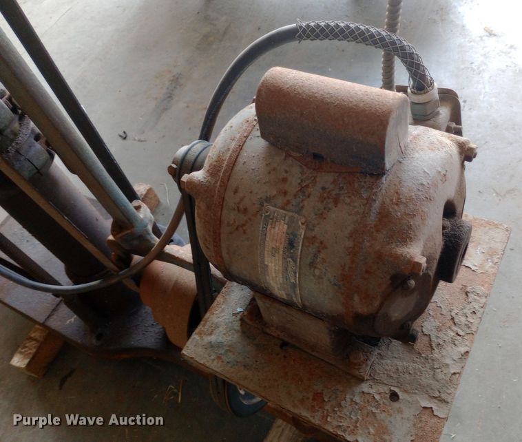 image for item DH1339 Champion drill press