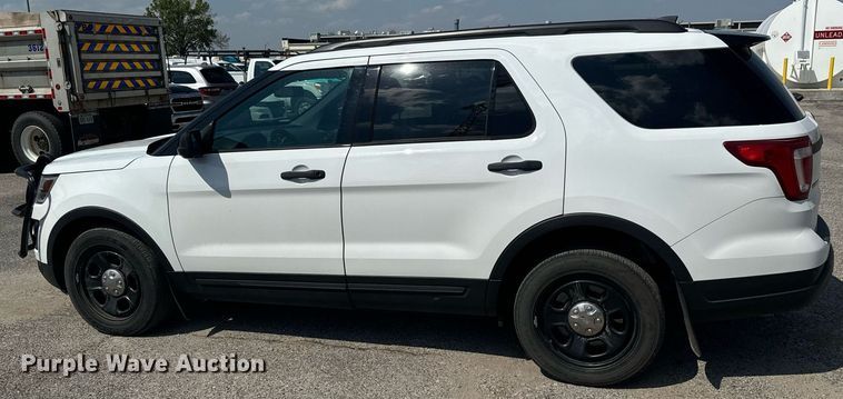 image for item DO1700 2018 Ford Explorer Police Interceptor  SUV