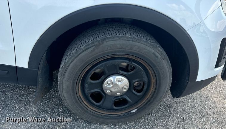 image for item DO1700 2018 Ford Explorer Police Interceptor  SUV