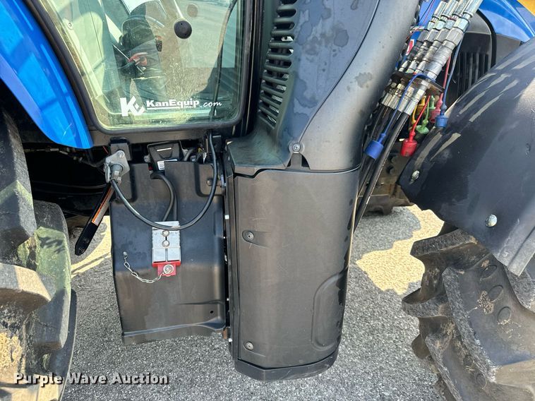 image for item DO1702 2019 New Holland PowerStar 100 MFWD tractor