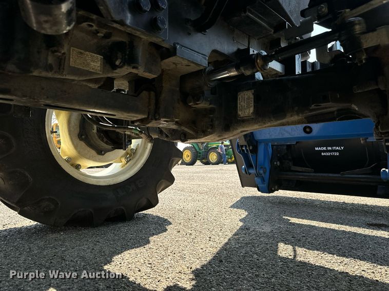 image for item DO1702 2019 New Holland PowerStar 100 MFWD tractor