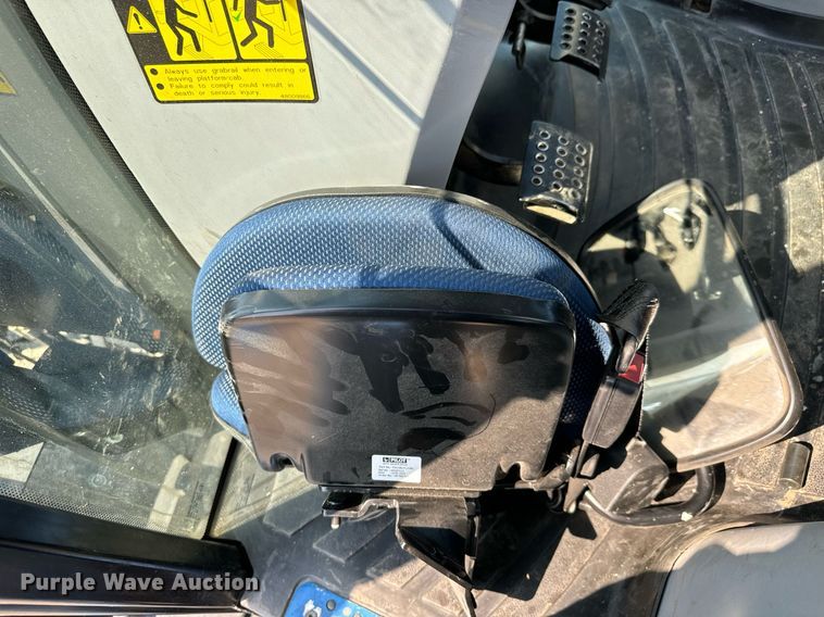 image for item DO1702 2019 New Holland PowerStar 100 MFWD tractor