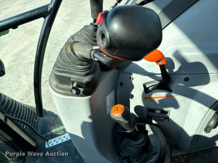 image for item DO1702 2019 New Holland PowerStar 100 MFWD tractor