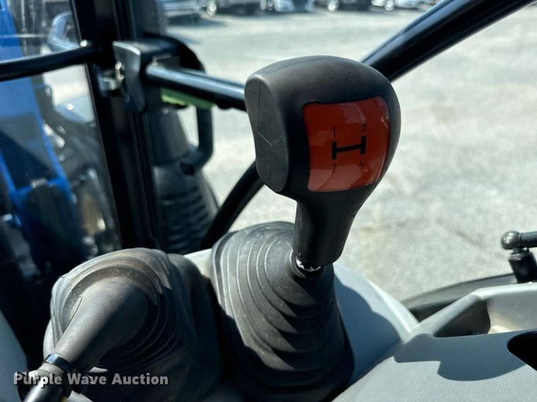 image for item DO1702 2019 New Holland PowerStar 100 MFWD tractor