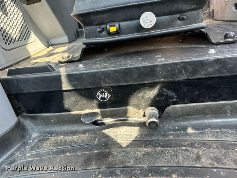 image for item DO1702 2019 New Holland PowerStar 100 MFWD tractor