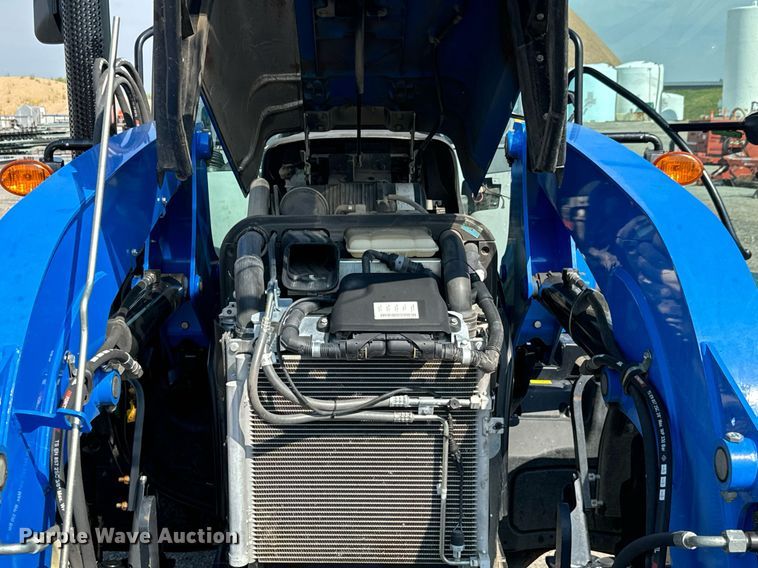 image for item DO1702 2019 New Holland PowerStar 100 MFWD tractor