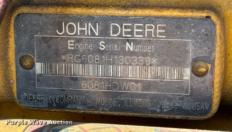 image for item DO1703 2001 John Deere  772CH motor grader