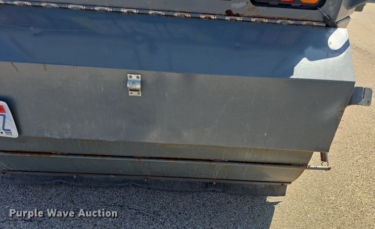 image for item DQ4578 2002 Elgin Eagle SC8000 street sweeper truck