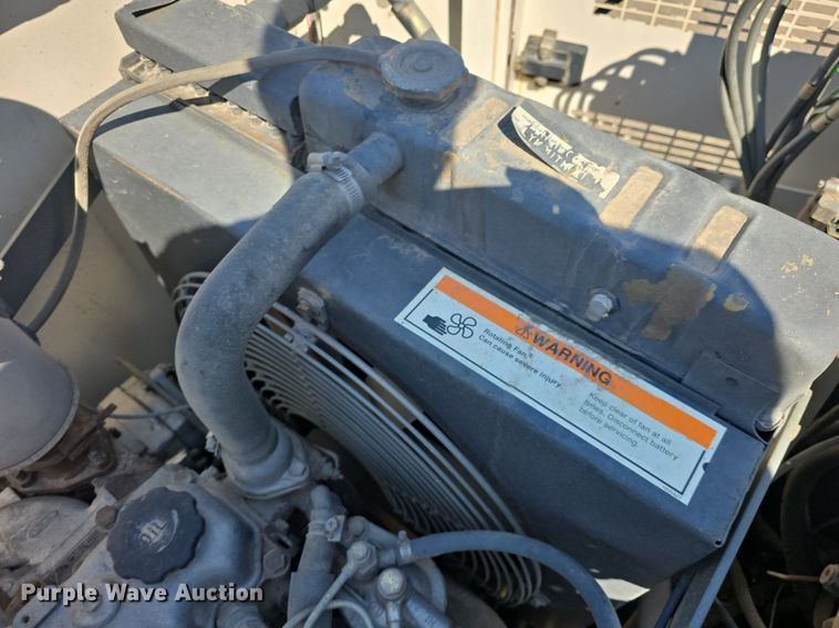 image for item DQ4578 2002 Elgin Eagle SC8000 street sweeper truck