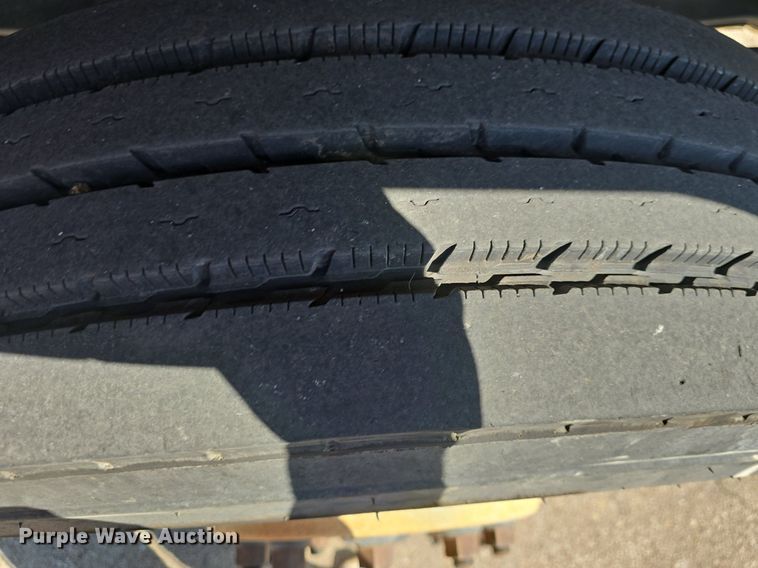 image for item DQ4578 2002 Elgin Eagle SC8000 street sweeper truck