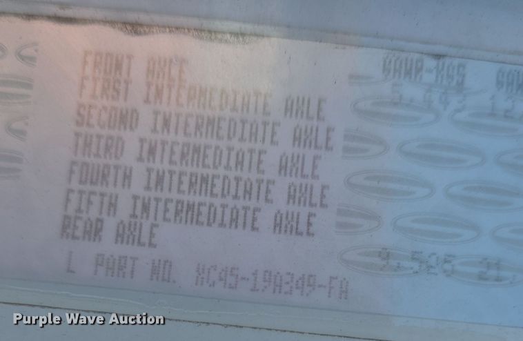 image for item DQ4578 2002 Elgin Eagle SC8000 street sweeper truck