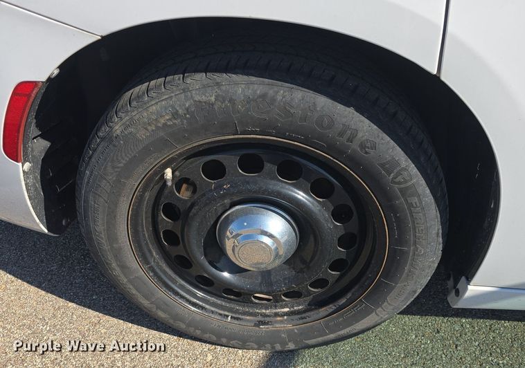 image for item DQ4586 2019 Dodge Charger Police 