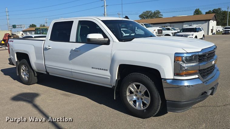 image for item DQ4588 2018 Chevrolet Silverado 1500 Crew Cab pickup truck