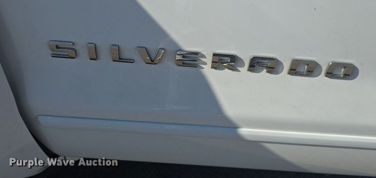 image for item DQ4588 2018 Chevrolet Silverado 1500 Crew Cab pickup truck