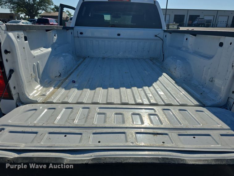 image for item DQ4588 2018 Chevrolet Silverado 1500 Crew Cab pickup truck