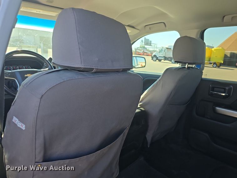 image for item DQ4588 2018 Chevrolet Silverado 1500 Crew Cab pickup truck