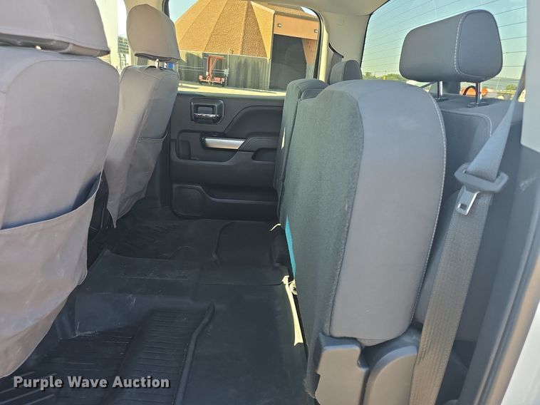 image for item DQ4588 2018 Chevrolet Silverado 1500 Crew Cab pickup truck