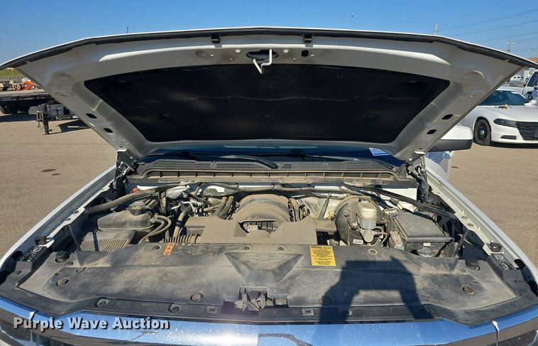 image for item DQ4588 2018 Chevrolet Silverado 1500 Crew Cab pickup truck