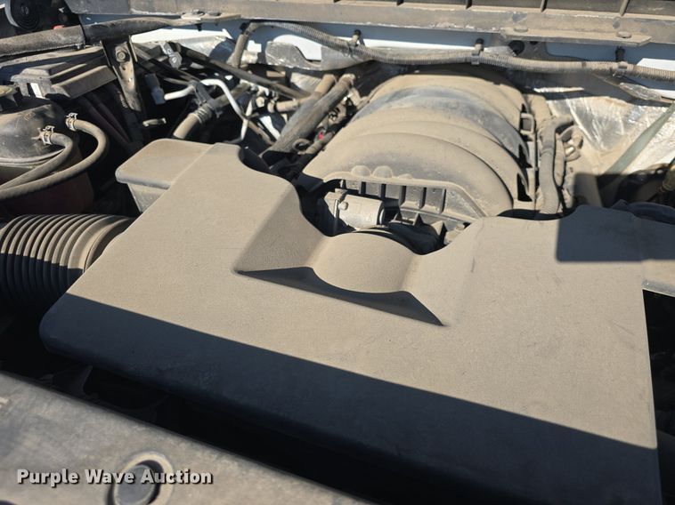 image for item DQ4588 2018 Chevrolet Silverado 1500 Crew Cab pickup truck