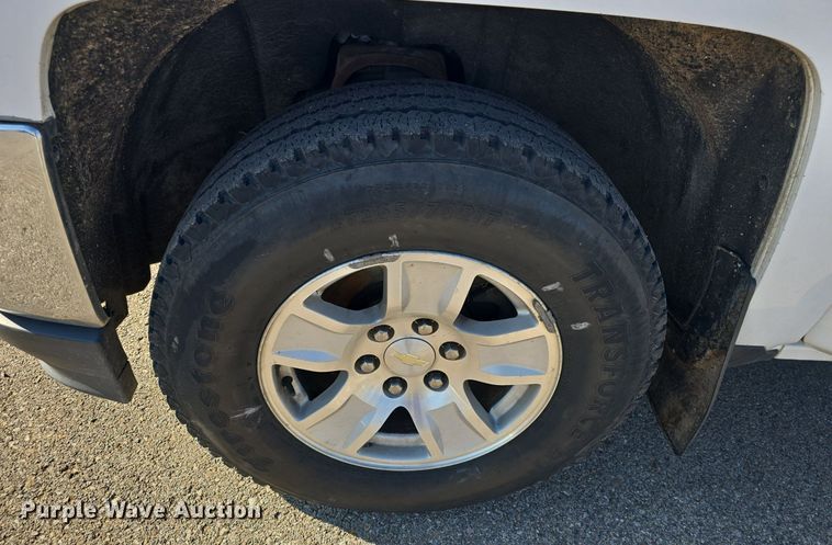 image for item DQ4588 2018 Chevrolet Silverado 1500 Crew Cab pickup truck