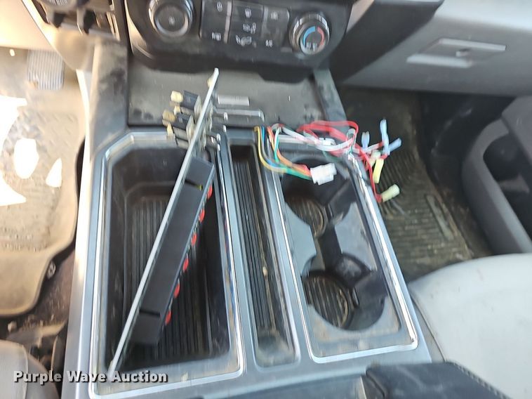 image for item DQ4594 2016 Ford F150 XLT  SuperCrew pickup truck