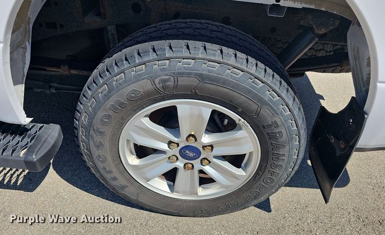 image for item DQ4594 2016 Ford F150 XLT  SuperCrew pickup truck